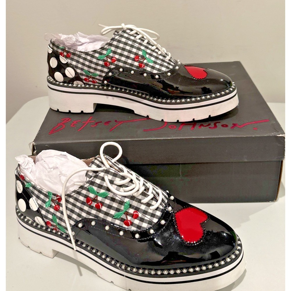 Betsy Johnson Size 8M Abbott Lace Oxford Gingham Shoes Pearl Studs Cherries